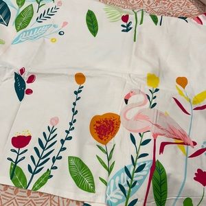 Queen duvet with two shams